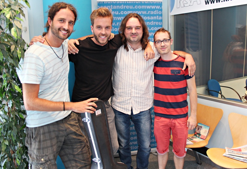 NAXX presenten el primer disc a Ràdio Sant Andreu