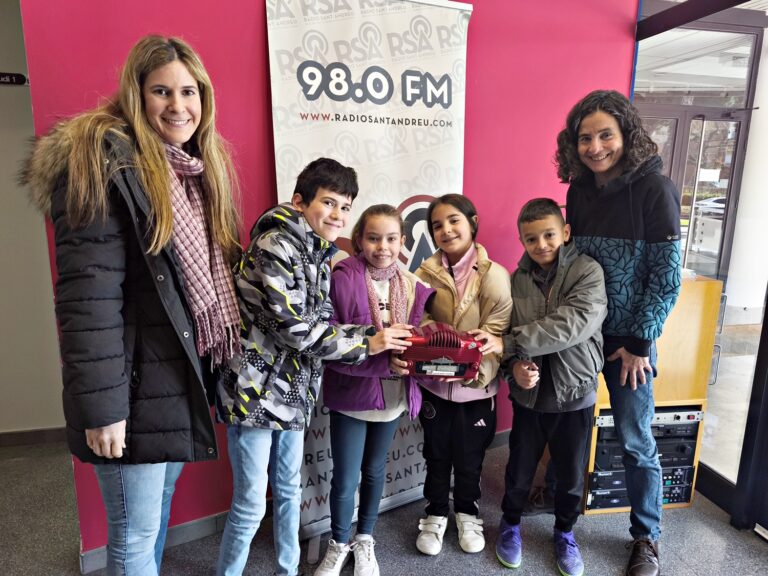 L’escola José Juan Ortiz participa en la difusió i promoció de la campanya de donació de sang d’aquest divendres al Teatre Núria Espert